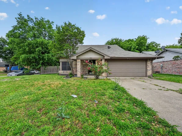 2401 Channing Dr, Grand Prairie, TX 75052