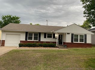 4561 E 38th Pl, Tulsa, OK 74135