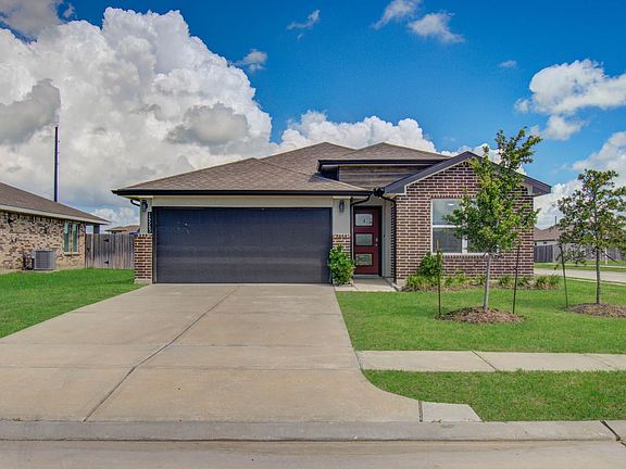 2nd image of 14543 Rain Tree Dr