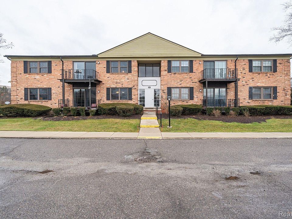 1st image of 30080 Wildbrook Dr APT 101