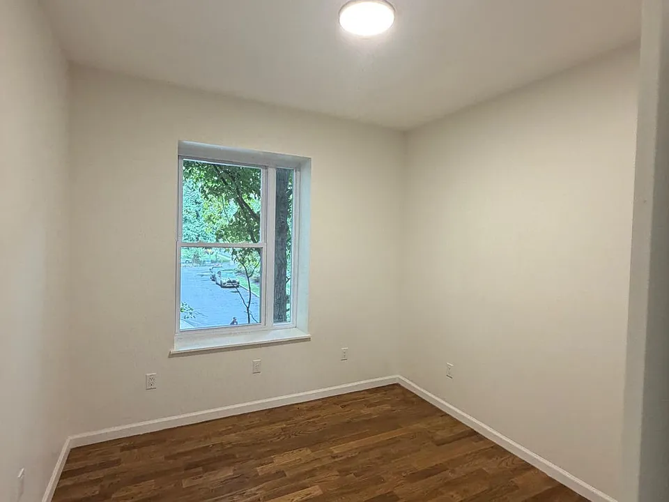 161 Prospect St #2AA