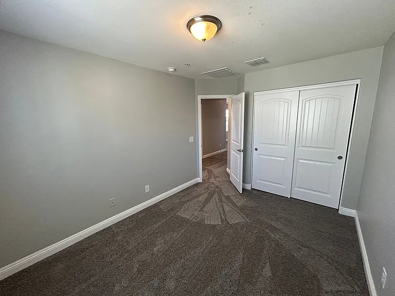 1704 N 208th Ave — Photo 18