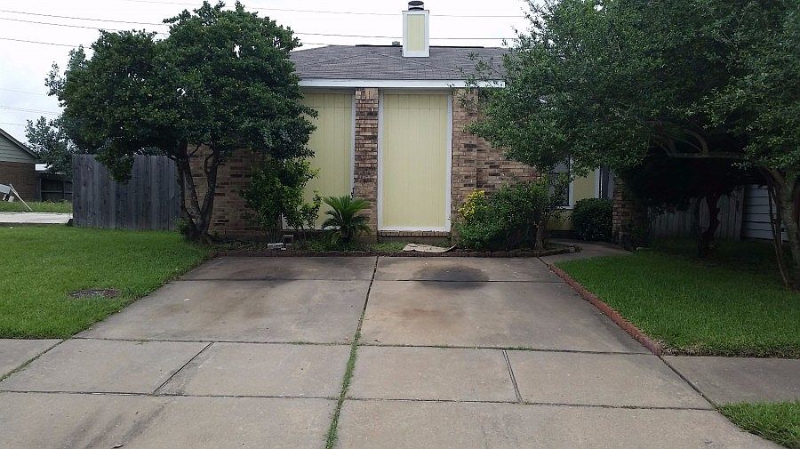 1st image of 7015 Haven Creek Dr