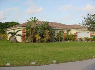 12883 SW 210th Ter, Miami, FL 33177