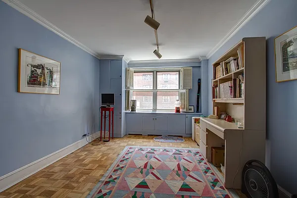 Sold by Ian K. Katz Residential | media 17