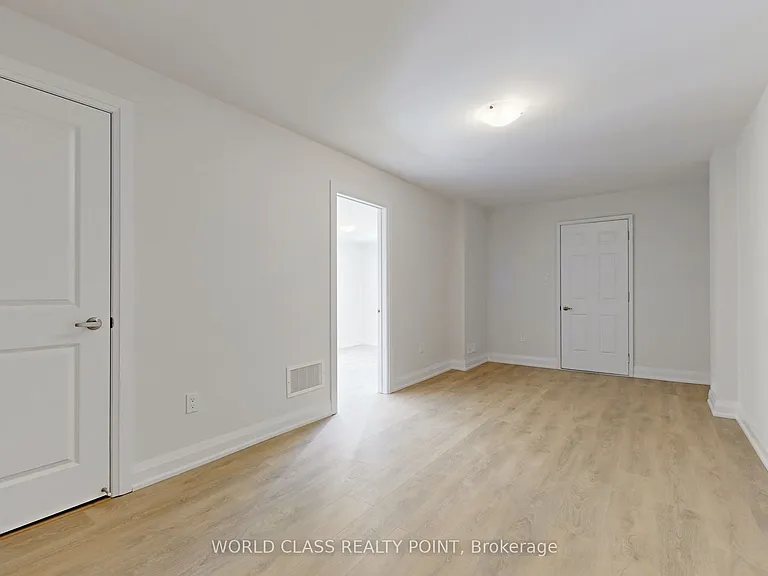 133 Seguin St — Photo 21