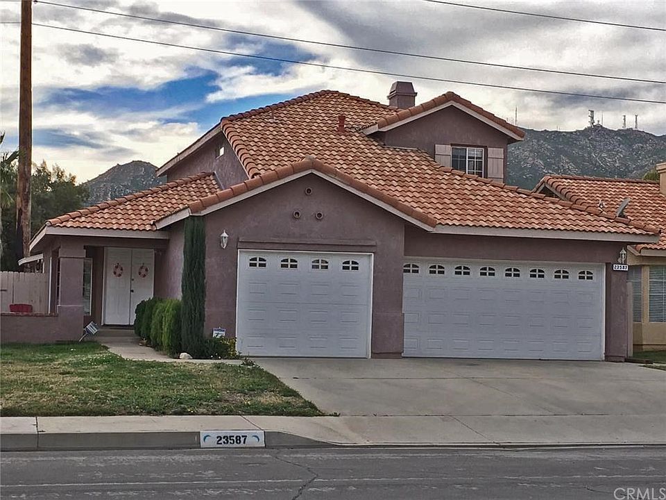 1st image of 23587 Tarara Dr