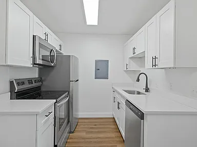 Woodhill/Ravenwood 2bd/1ba