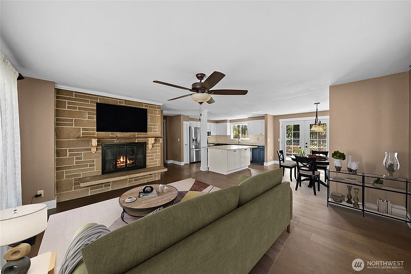 4th image of 2529 SW 322nd Street