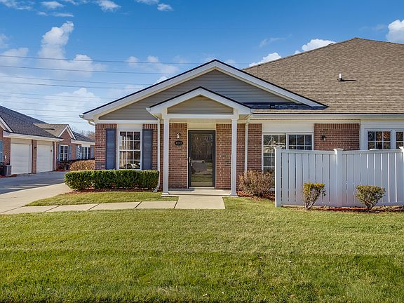 2nd image of 42242 Hanover Dr