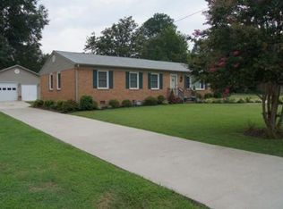 110 Fairfield Dr, Clarksville, VA 23927