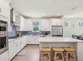 10982 Town View Dr, Jacksonville, FL 32256