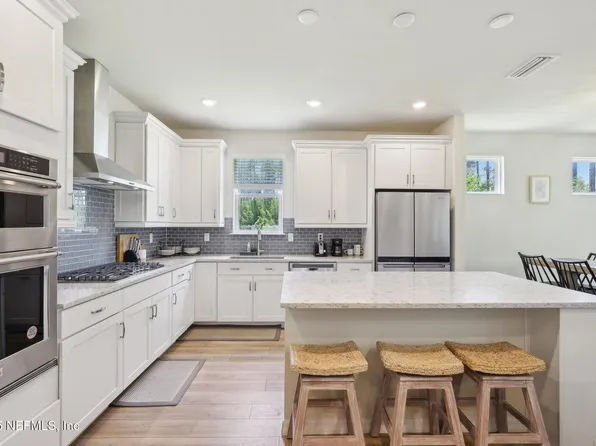 10982 TOWN VIEW Drive, Jacksonville, FL 32256