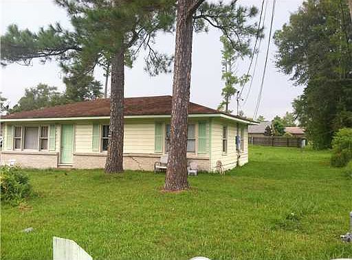 3rd image of 16170 Crestview Dr