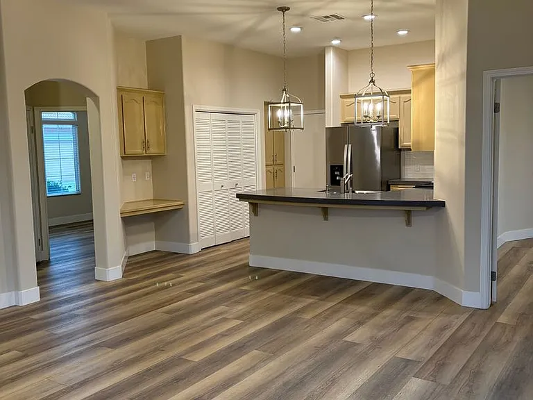 624 Jasmine Parke Dr — Photo 2