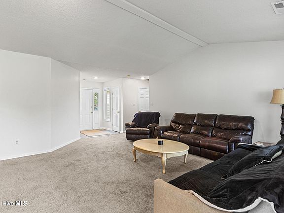 5th image of 510 Greenfield Place