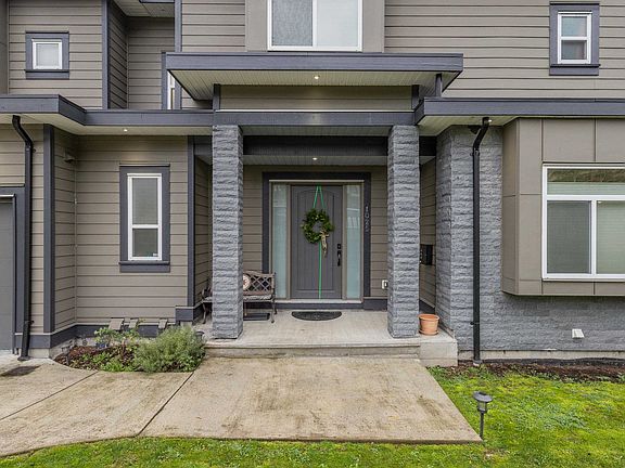 2nd image of 1025 Ranch Park Way