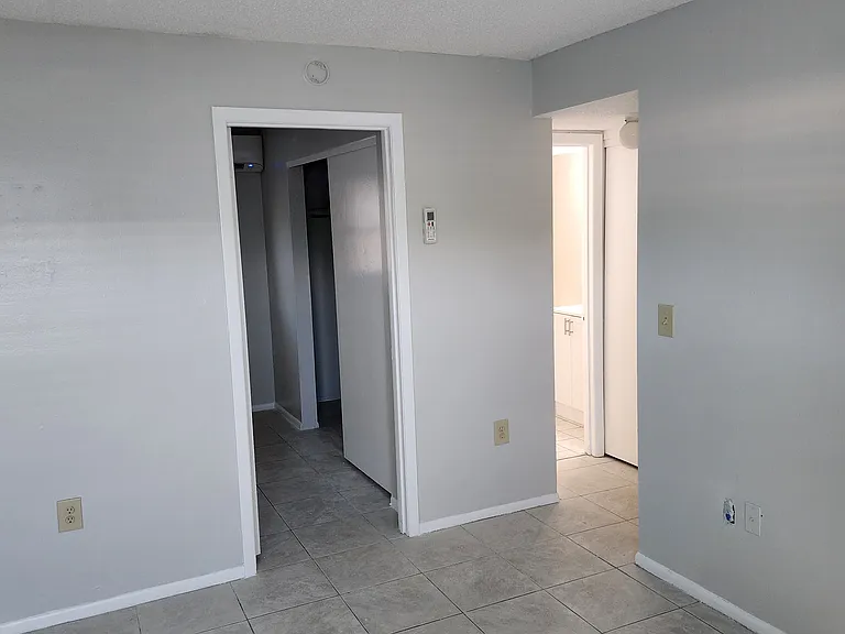 2738 Grand Cayman St #3 — Photo 5