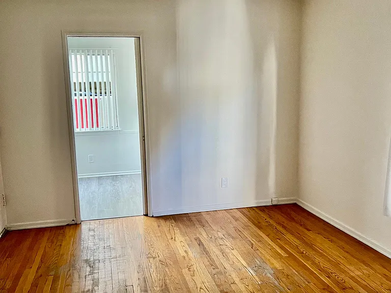 12110 Hoffman St #2 — Photo 14