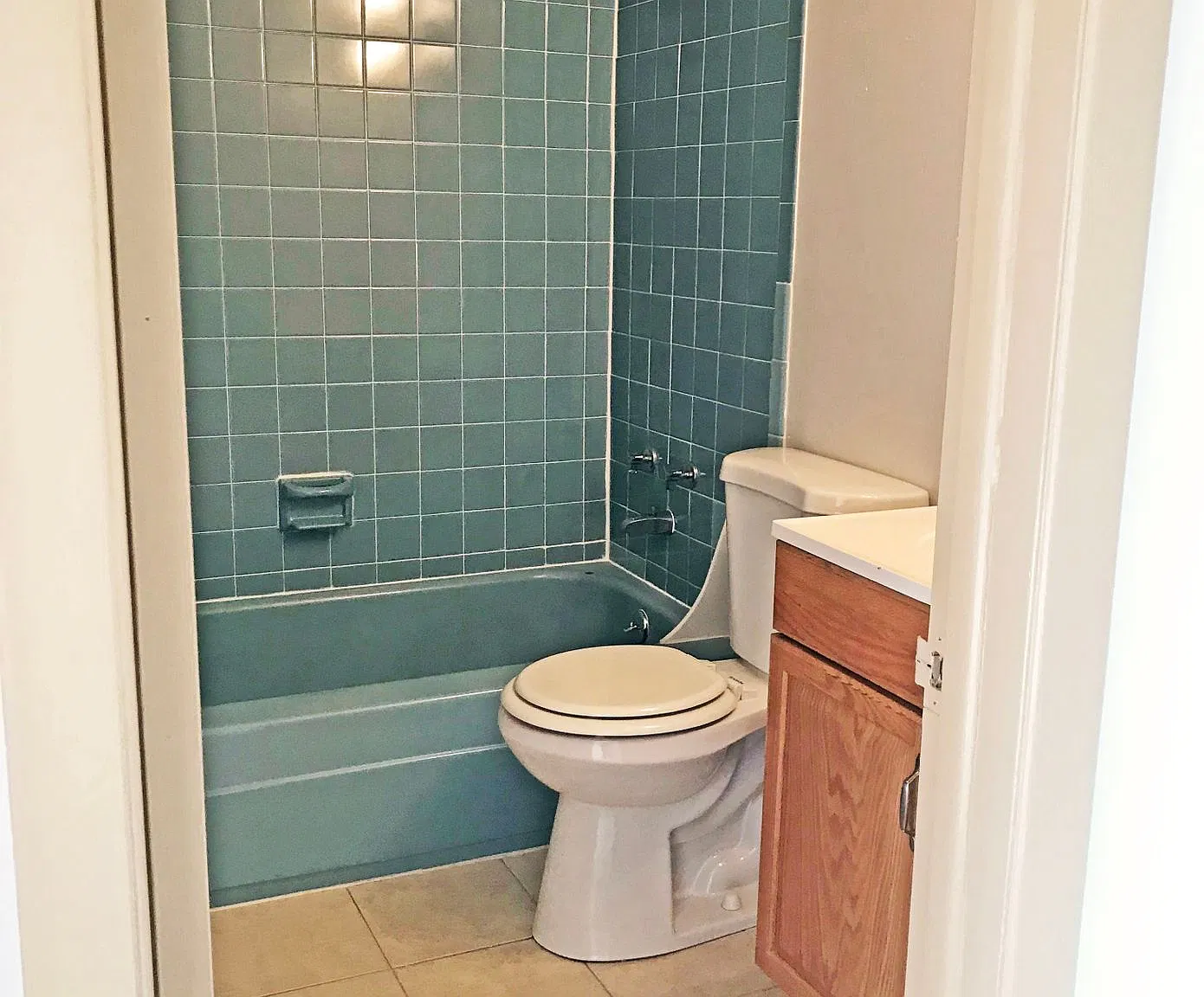 Hampton Estates Townhomes — Photo 2