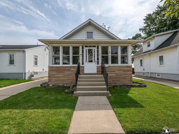 906 Michigan Ave, Monroe, MI 48162
