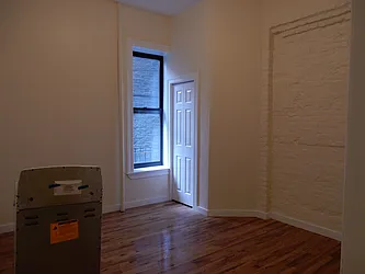 Rented by Aimee Grodanz, LREB