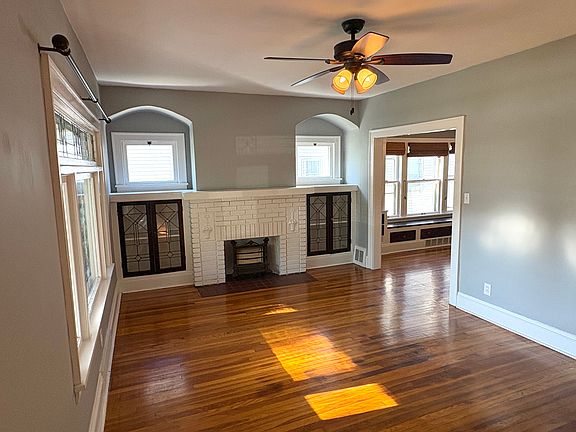 3rd image of 2163 Atkins Ave