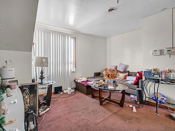 5th image of 1740 W 71st St