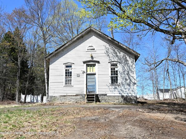 90 Sheehan Lane, Saugerties, NY 12477