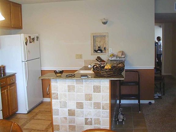 2nd image of 510 Demarett Dr #6
