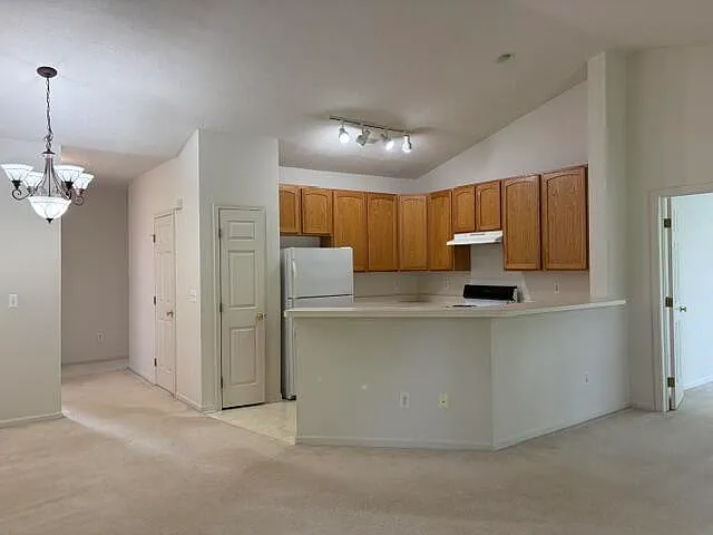 1452 Fox Pointe Cir — Photo 7