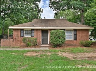 8439 Country Oaks Rd, Charlotte, NC 28227