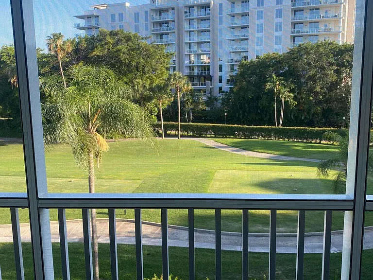 200 E Royal Palm Rd #4080 — Photo 21