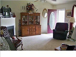1st image of 22 Holli Ln