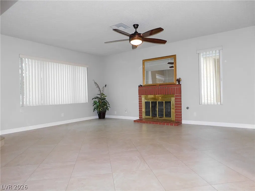 3 bed, 2.5 bath, 1536 sqft, $2,250 — Photo 3
