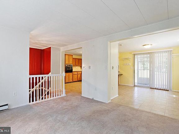 5th image of 1533 Marburg Rd