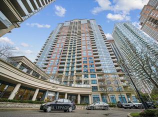 35 Viking Ln #1038, Toronto, ON M9B 0A2