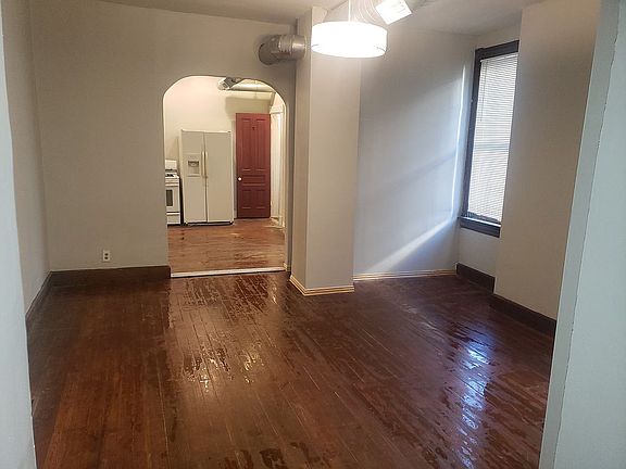 3rd image of 1636 Frederick Ave