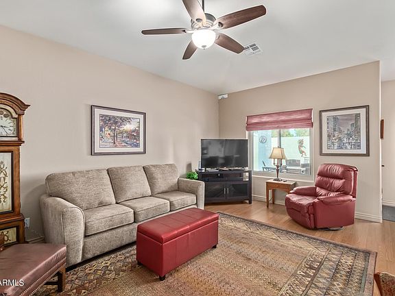 5th image of 320 S 70th St Unit 40