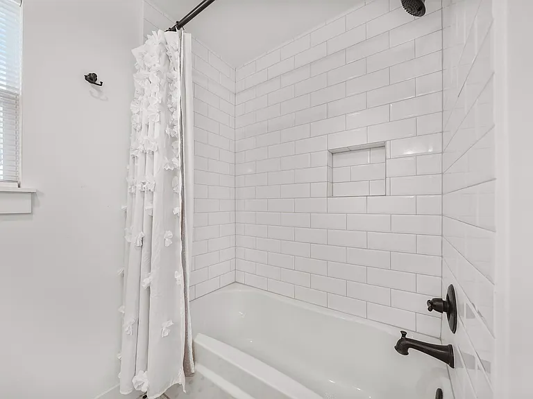 209 Blueberry St — Photo 27