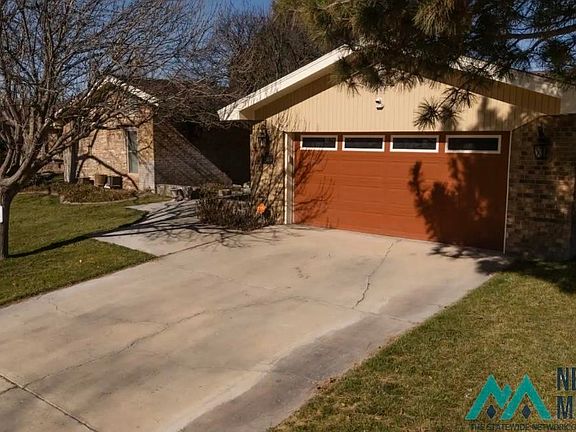 2nd image of 1422 Camino Real