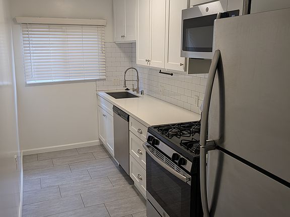 2nd image of 5971 Chula Vista Way APT 5