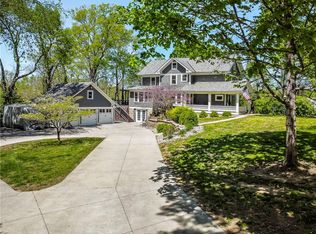 710 N Ridge Ave, Liberty, MO 64068