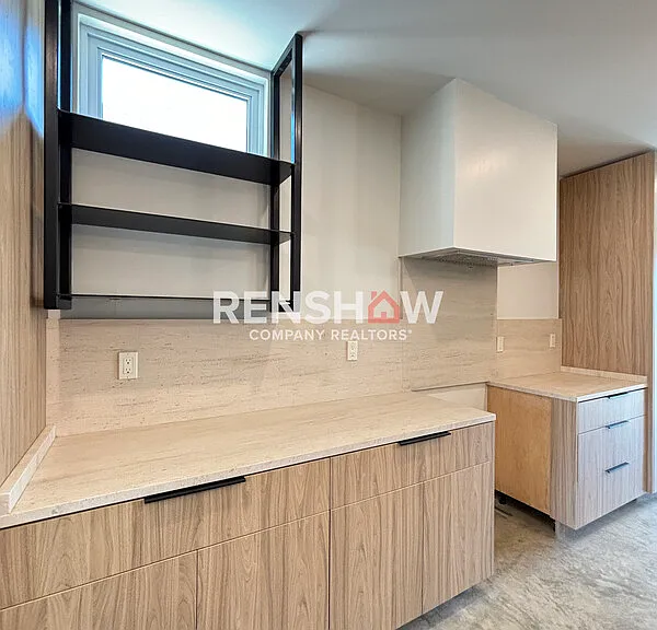 38 Angelus St — Photo 10