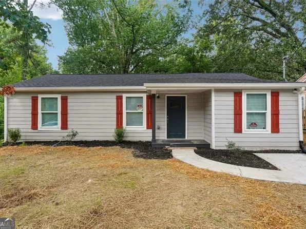 696 Center Hill Ave NW, Atlanta, GA 30318