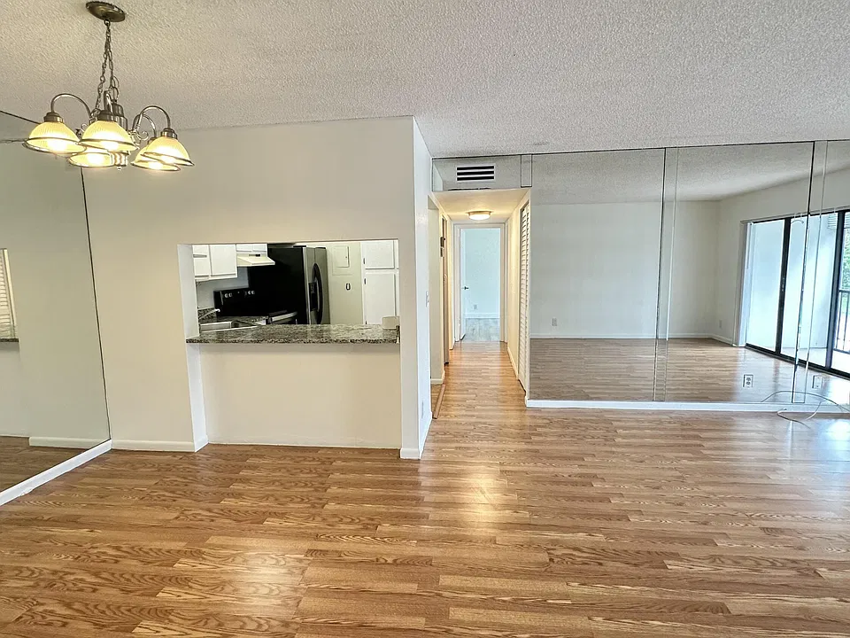 1111 Green Pine Blvd #D2