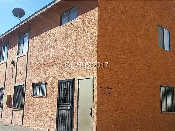 2nd image of 2305 Exeter Dr APT C
