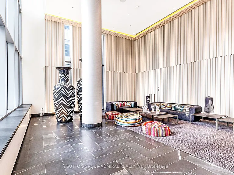 42 Charles St E #2204 — Photo 3