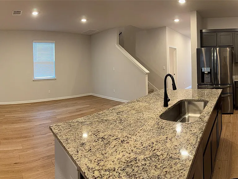 139 Gullivers Dr — Photo 13