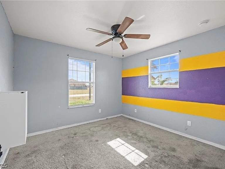2028 NE 17th Pl — Photo 10